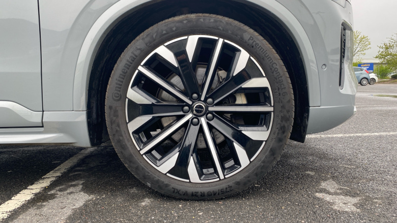 Volvo XC90 2.0 B5P Ultra Dark 5dr AWD Geartronic Petrol Estate